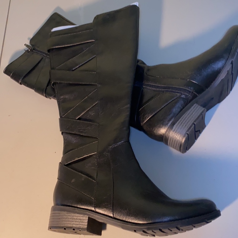 Black boots